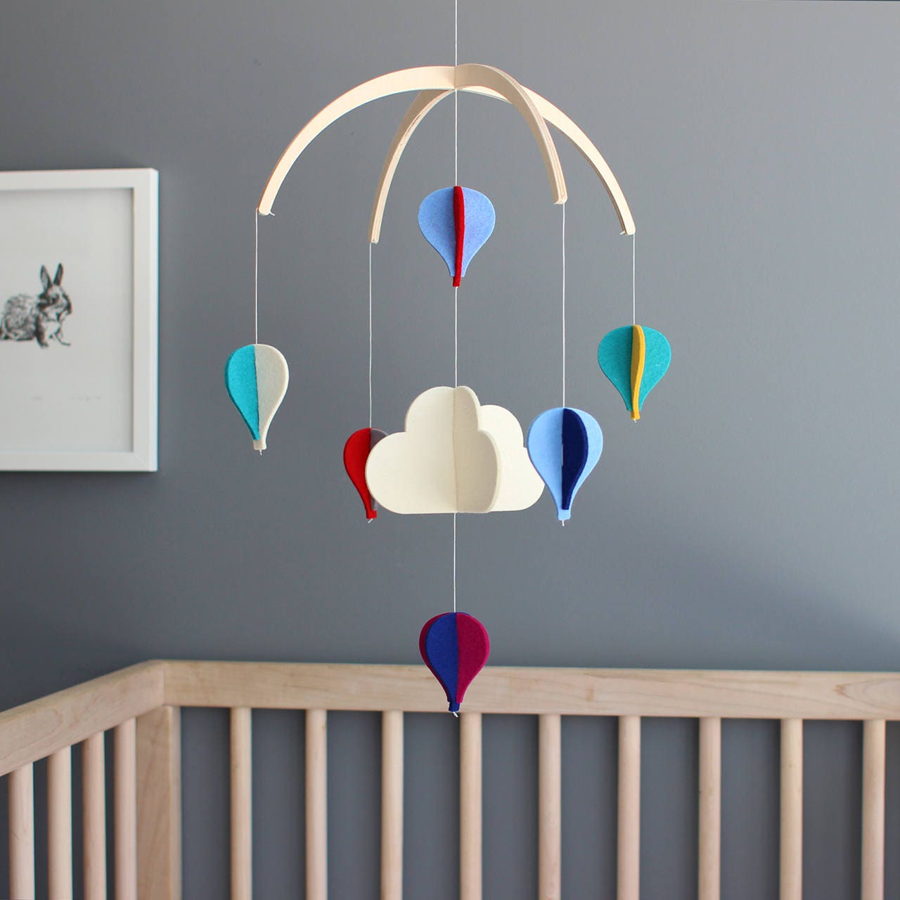 Móvil de cuna para bebés, Móvil mínimo para bebé, Regalo de baby shower,  Decoración de habitación para niños, Regalo único para bebés, Móvil de  nubes, Móvil moderno para guardería -  México