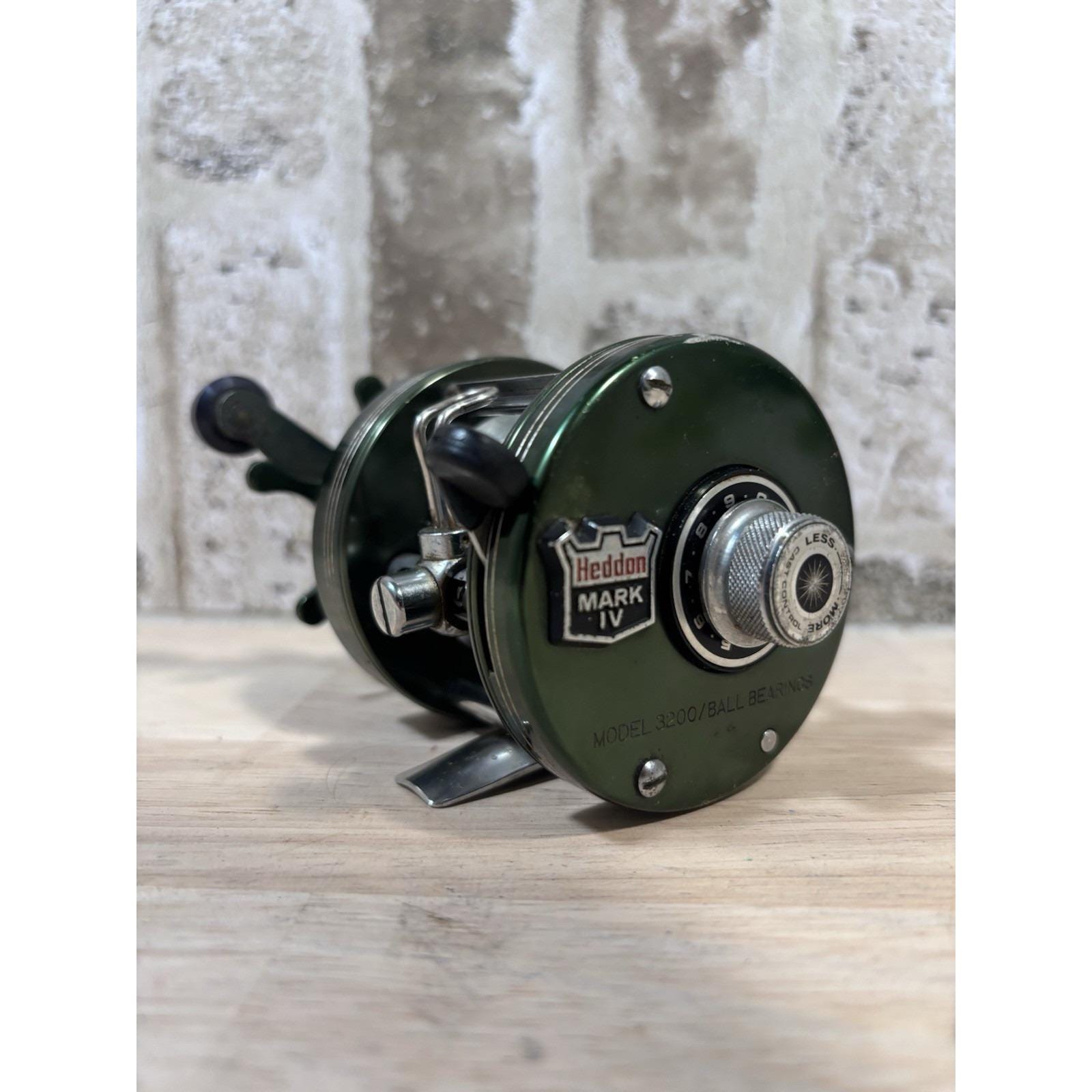 VINTAGE Heddon 3200 Mark Ivgreen Bait Casting Fishing Reel