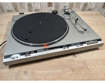 Tocadiscos Technics antiguo modelo SL-B300 para piezas, no funciona.