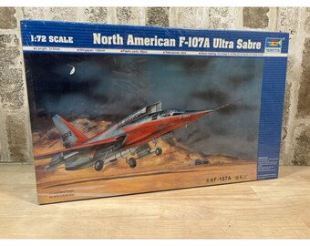 Maqueta de avión Trumpeter 1:72 North American F-107A Ultra Sabre SELLADA