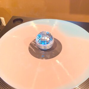 Mirrorball Turntable Spinner. Spinning Disco Ball for Vinyl Players! image 2