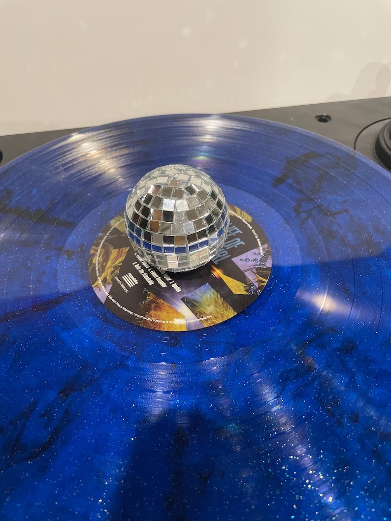 Mirrorball Turntable Spinner. Spinning Disco Ball for Vinyl Players! Silver