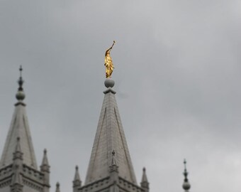 Salt Lake City Temple-Moroni 11x14 DIGITAL FILE