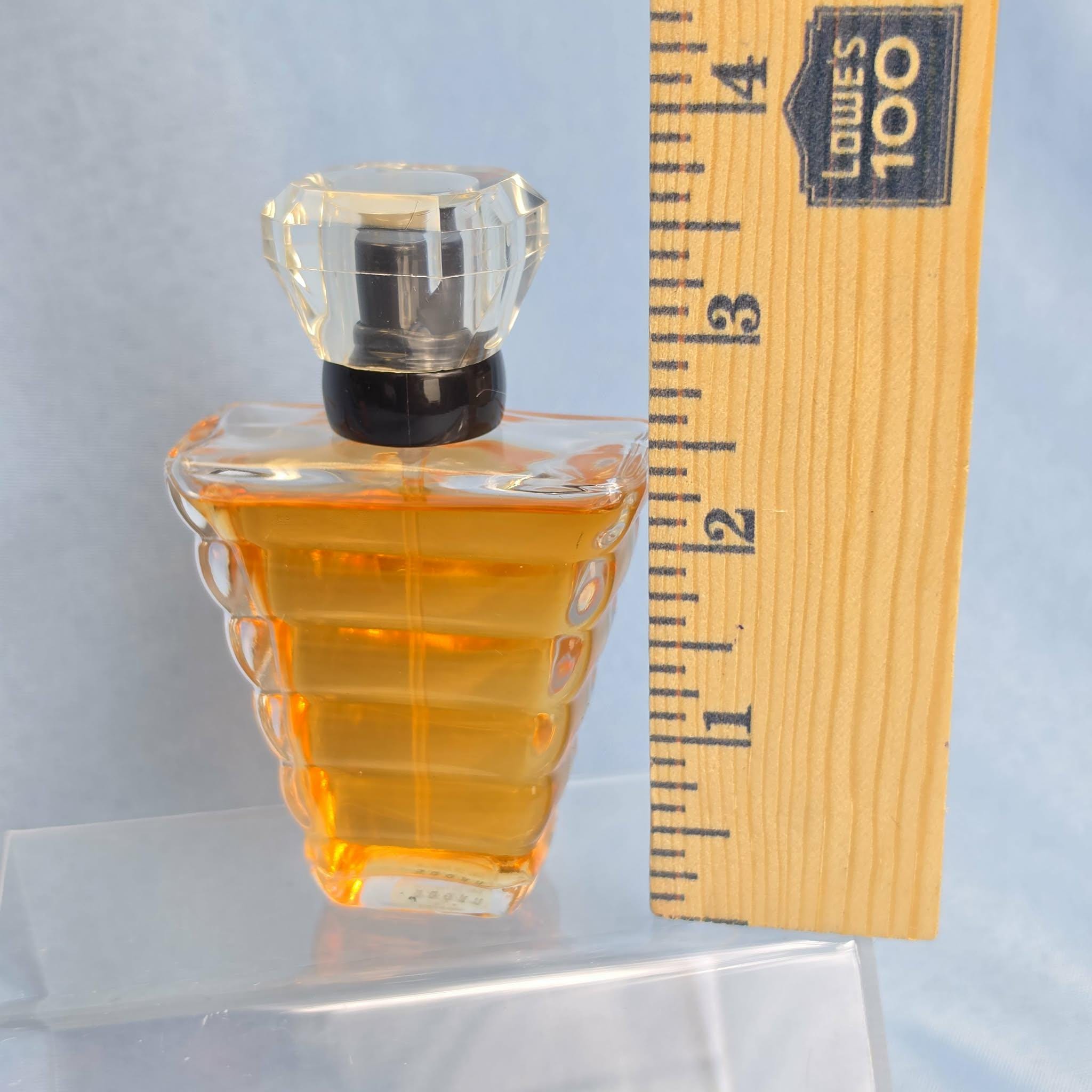 Lancome Trésor Eau De Parfum 1 Oz 30ml Spray Vintage Partial W