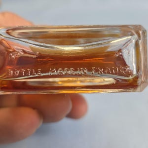 Vintage Chanel No. 5 Perfume Bottle Glass Stopper Partial Fragrance Bild 4
