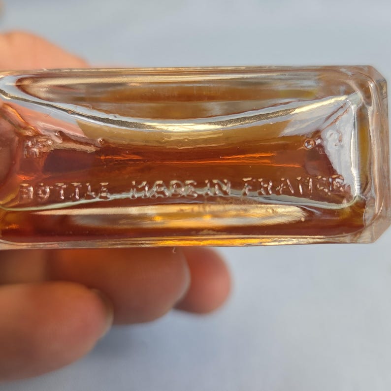 Vintage Chanel No. 5 Perfume Bottle Glass Stopper Partial Fragrance Bild 4