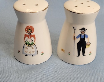 Penn Dutch Royal Sealy Salt Pepper Shakers Japan Dutch Couple Ceramic Set