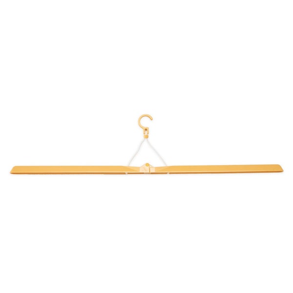 Kimono Hanger/folding hanger space saving