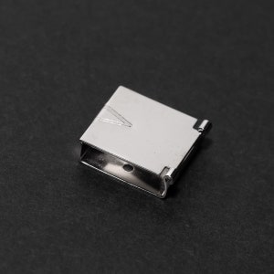 Metal fitting 2cmX2cm for Obi dome DIY