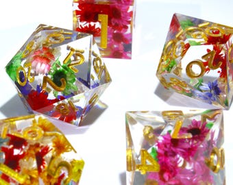 Floral Gold Zahl DND Harz Würfel Set, 7-teilige polyedrische Würfel für DND, RPG Tabletop Gaming, Geschenk für Gamer, Dungeons und Dragons