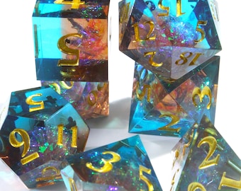 Handmade Full Set Resin DND Dice For Role Playing Games, Blue D&D Dice Set Polyhedral RPG Dice Galaxy Glittering Sharp Edge Dice Set