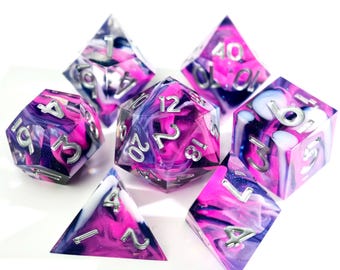 Galaxy Dice Set, Resin Cosmic Dice with Glitter Nebula and Glow in The Dark Numbers, DND Dice Set for RPG Tabletop Games, Gift for Game