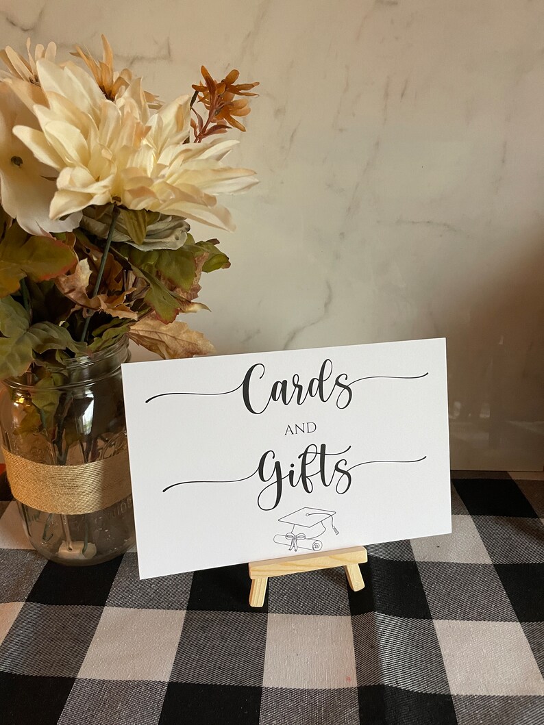 Cards & Gifts Graduation Sign for Table Decor. Minimalist Sign for High ...