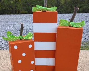 Set of 3 Farmhouse Wooded Pumpkins- Country Fall Pumpkin Decorations - Fall Decor