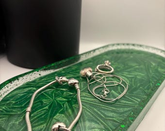 Bandeja para joyas de resina elegante hecha a mano con efecto terciopelo