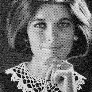 1960er Jahre „Paula“ Häkelanleitung für Kragen und Manschetten (PDF-Download)