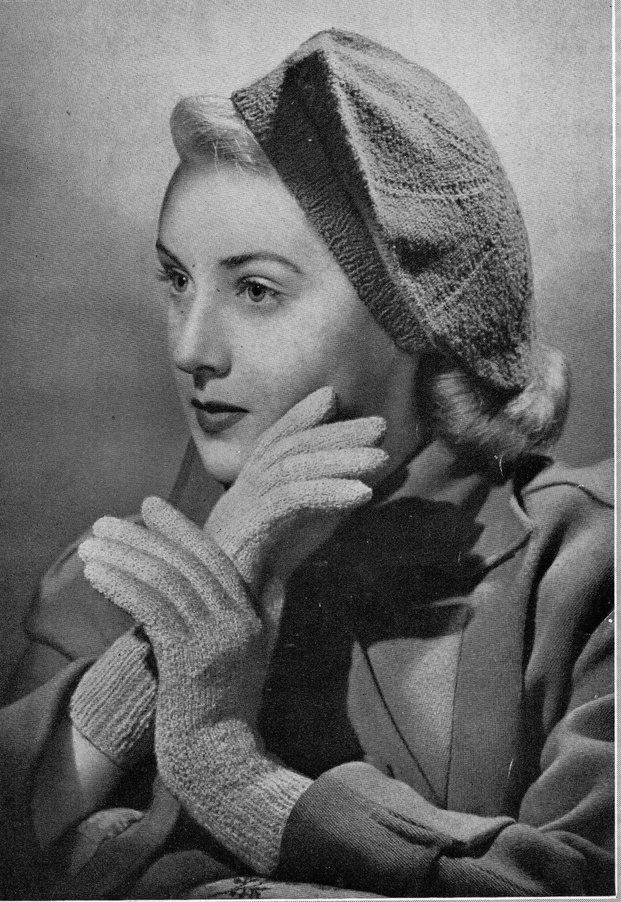 Super cute 1950\'s hat with scrunchy gloves The power of the 1950s dress, vintage gloves and @rosecherie  main image 2
