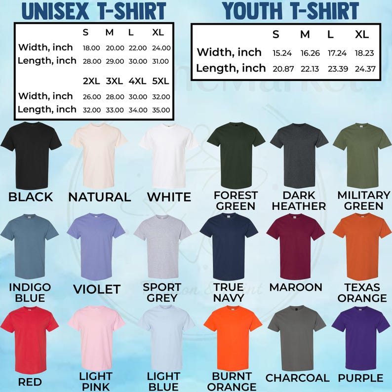Pu&ograve; includere: Una selezione di t-shirt unisex e per ragazzi in vari colori, tra cui nero, bianco e blu navy. L'immagine mostra tabelle delle taglie con misure in cm per adulti e ragazzi. Le magliette sono disponibili nelle taglie S-5XL.
