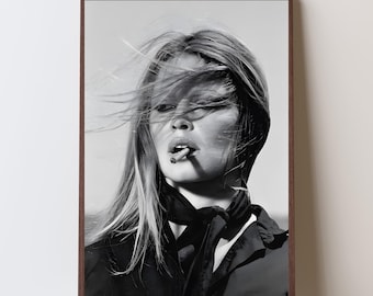 Brigitte Bardot Black and White Poster – Vintage Fashion Print, Photography Art for Home or Bathroom Decor