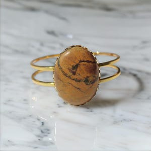 Jasper Cuff Bangle Bracelet: Gold-Colored Spring Closure