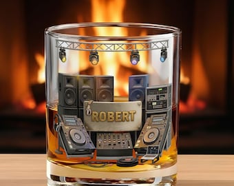 Personalisiertes Whiskyglas, DJ-SETUP-Design, benutzerdefinierter Namensdruck, Musikausrüstungs-Thema