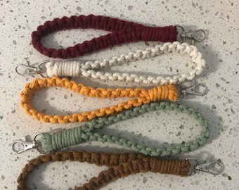 Macrame key chain wristlet with swivel clip.