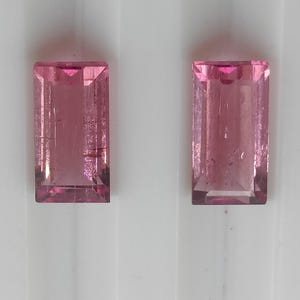 Naturlig rosa turmalinbaguette, par, 8x4x3mm | 2,25 karat matchande ädelstensset, par