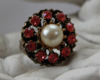 Pearl and Pink Rhinestone Cocktail Statement Ring, Faux, 1980's, Adjustable