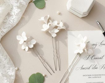 Minimalist White Flower Bridal Hair Pin Set – Handmade Pearl Wedding Hair Accessories