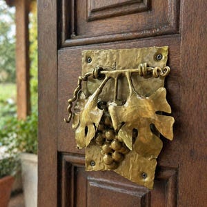 Handmade Iron Door Knocker – Rustic Grape & Leaf Design, Vintage Medieval Door Hardware