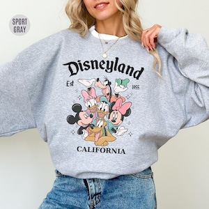 Retro Disneyland Mickey and Friends Sweatshirt, Disneyland Est 1955 Graphic Tee, Vintage Disney Vacation Shirt, Disney Characters Shirt Gift Bild 1