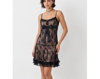 Jaren 90 Y2K Papell Whimsigoth babydoll mini-jurk 12P zwarte voering van tule met ruches