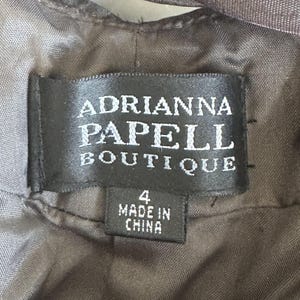 Abito Y2K Adrianna Papell Goblin marrone iridescente con rosette, taglia 4, con torsione e schiena scoperta immagine 4