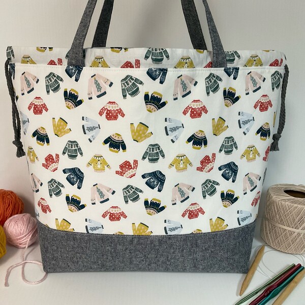 Very large drawstring project bag with sweaters print for knitting and crochet, yarn craft bag with inside pockets, unique gift for knitter