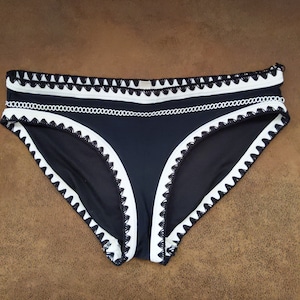 Black and white bottoms bikini size 12 M