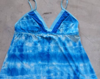 Uber Soft Blue Tie Dye Cami Camisole Small Adjustable Straps Secret Treasures Pretty Free Ship