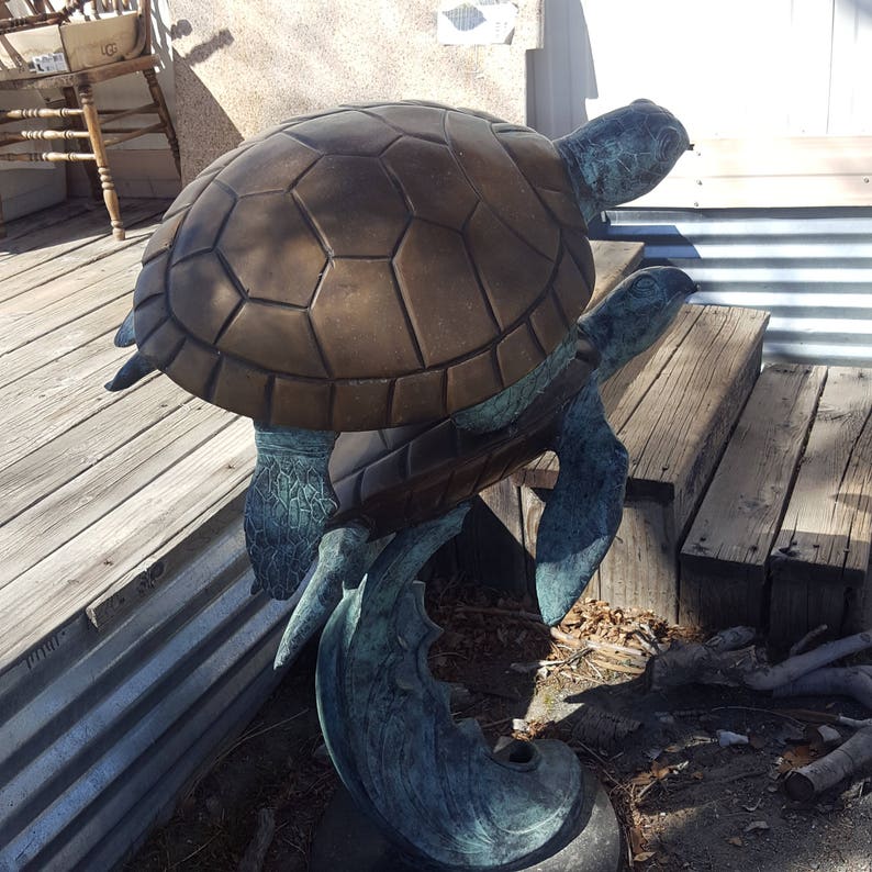 large outdoor sea turtle statue