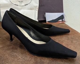 Vintage Prada Milano Italy Gorgeous Black Kitten Heels Pumps Size
