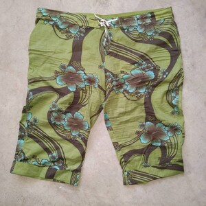 Vintage Hawaiian Surf Trunks 100% Cotton 40 inch waist Breezy Soft Cool Shorts Pedal Pushers Bermuda Board Shorts Madagascar Size L Cuff