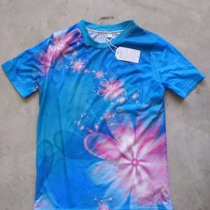 NWT Ethically Made Recycled Fabric T-Shirt Size S Floral Teal Pink Blue Soft by Exclusive Short Sleeve Top