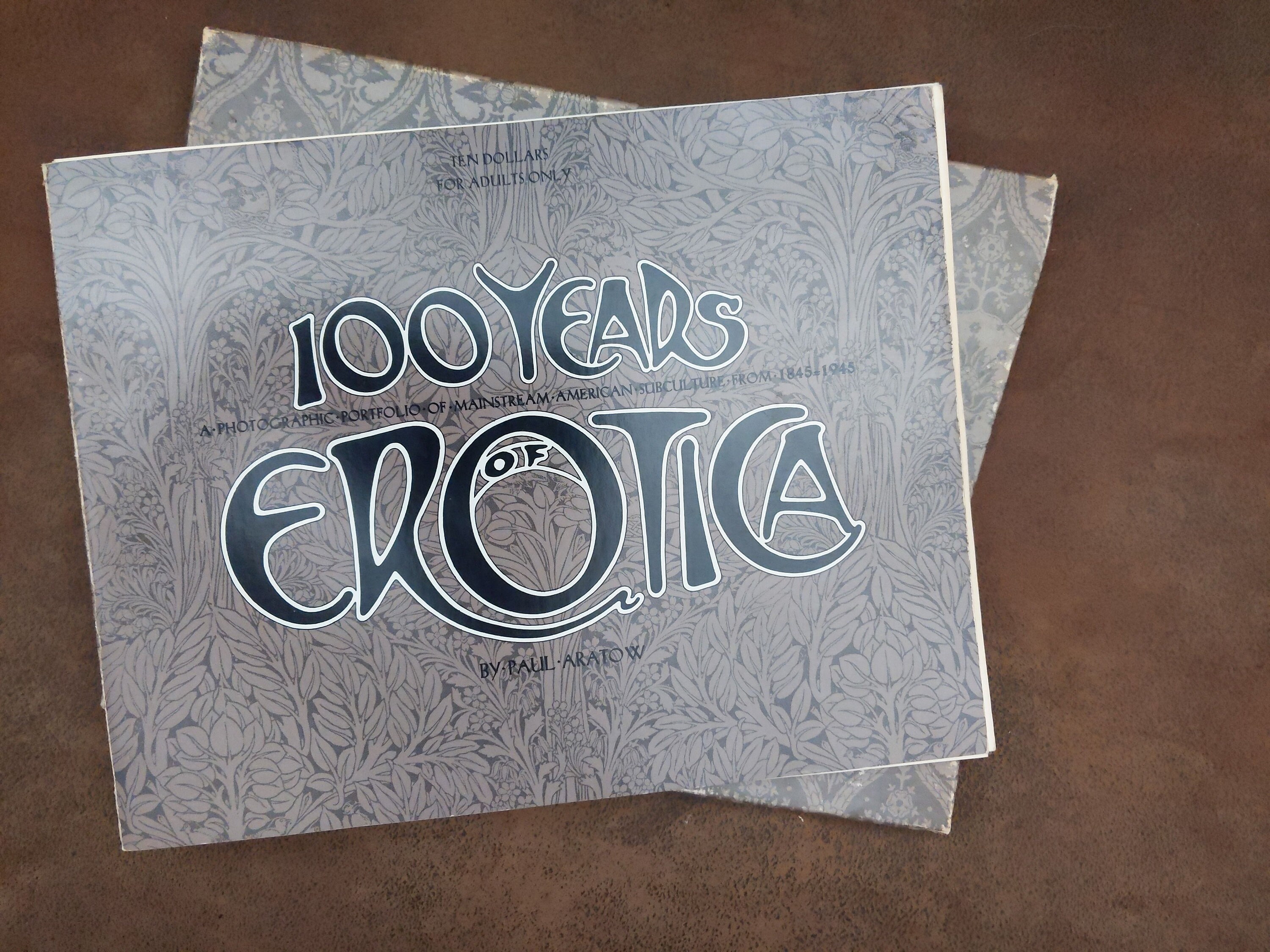100 Years of Erotica Picture Book – Paul Aratow Nudity Photography 