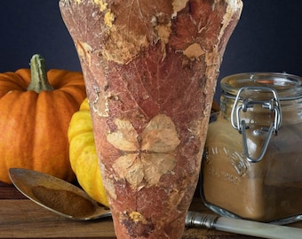 Handmade Decorative Vase – Grape Leaves, Four-Leaf Clover and Gold Foil – 33 cm