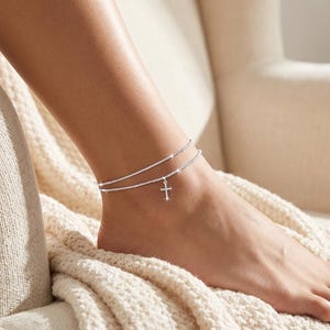 Elegant dubbelskiktat korsfotlänk – 925 sterlingsilver