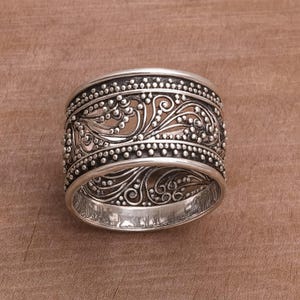 Vintage Sterling Silver Wide Band Ring Boho Floral Statement Ring Oxidized Filigree Silver Personalized Gift for Her Christmas Gift