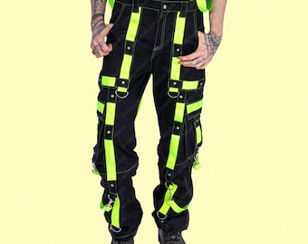 Männer Gothic Panta Cargo Triple Hose | Eternal Cyber Goth Hose mit Schnallenriemen und D-Ring-Haken