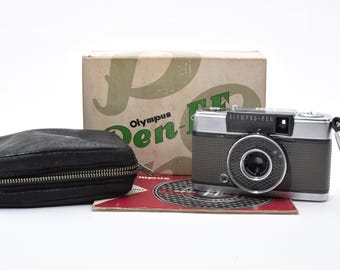 Olympus Pen EE Half Frame 35mm Film Camera Red Flag Works [Near Mint] Tested From Japan