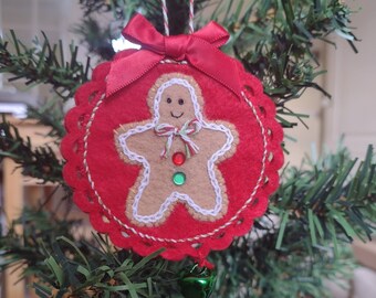 Felt Gingerbread man Ornament with Jingle Bell - Hanging Decoration - Mini Wall Hanging - Christmas Ornament