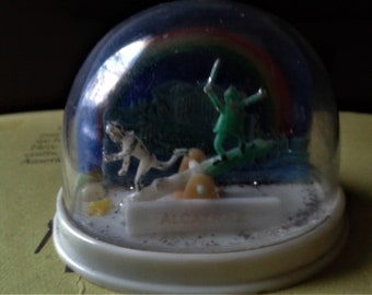 Alcatraz - vintage snow globe, moving features, made in Hong Kong, free shipping in Canada and the United States
