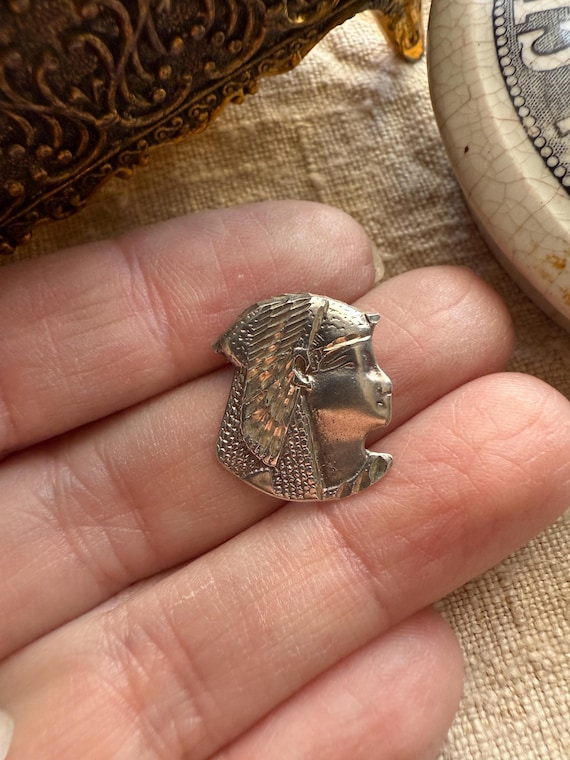 Vintage Sterling Silver Egyptian Isis Pendant