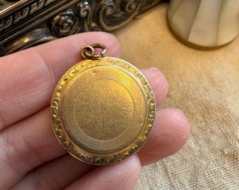 Antique Gold Filled Victorian Locket